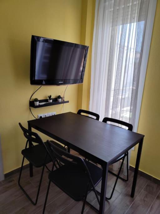 Poolview Apartment Ofrínion Zewnętrze zdjęcie